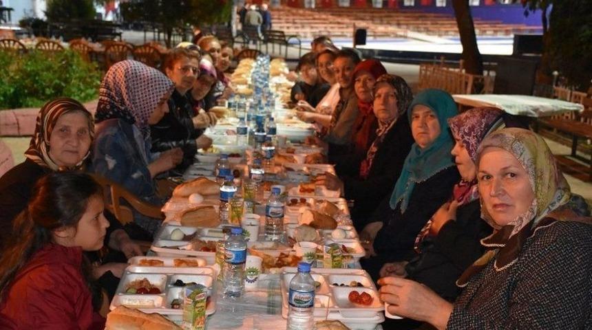 Son Sahur Programı Velimeşe Mahallesi&rsquo;nde D&uuml;zenlendi