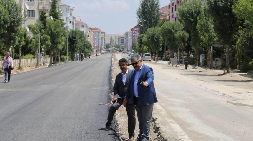 Ereğli Belediyesi Asfalt &Ccedil;alışmalarına Gece G&uuml;nd&uuml;z Devam Ediyor