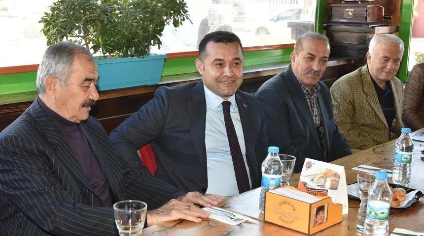 Başkan Y&uuml;cel, Esnafın Sorunu Dinledi