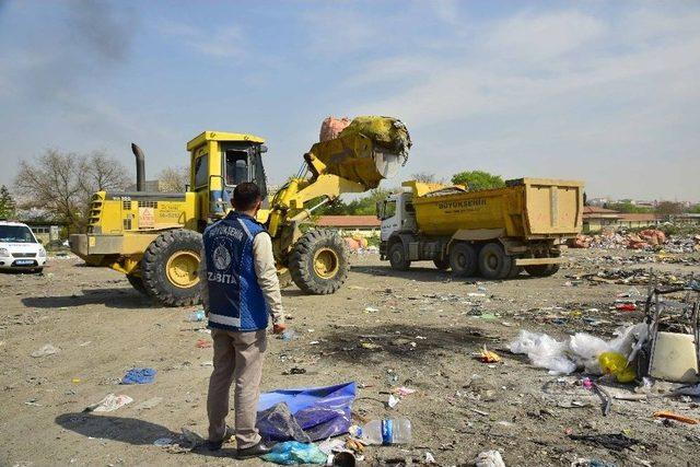 Ankara’daki Sanayi Sitelerinde Metruk Binaların Yıkımı Ve Temizliği Devam Ediyor