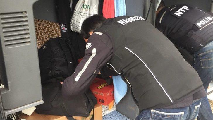 Bursa Terminalinde Hareketli Dakikalar, Polis Kuş Uçurtmuyor G1