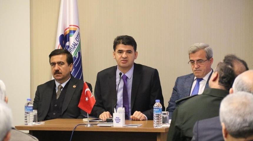 Akyazı&rsquo;da Muhtarlar Toplantısı Ger&ccedil;ekleştirildi