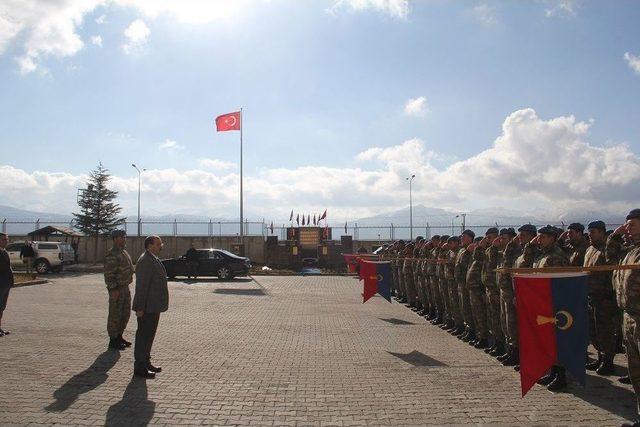 Vali Ustaoğlu’ndan Özel Harekat Taburuna Ziyaret