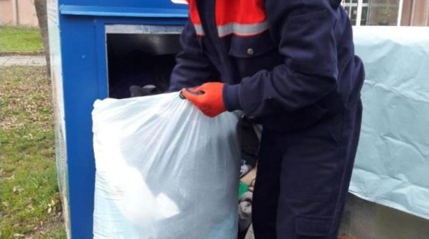 İzmit&rsquo;te Tonlarca Tekstil Atığı Toplanıyor