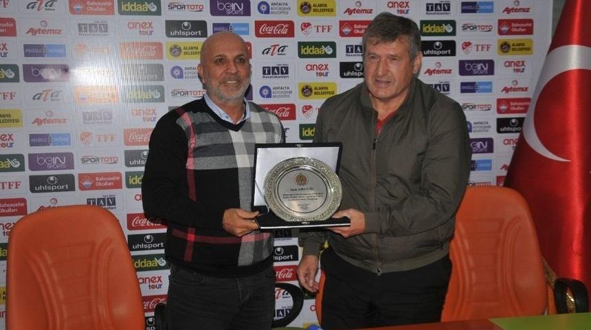 Alanyaspor&rsquo;da Susic İle Yollar Ayrıldı