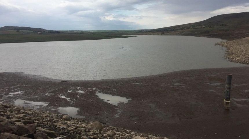 Baraj Kapaklarının A&ccedil;ılarak Suyun Boşa Akıtıldığı İddiasına Yalanlama