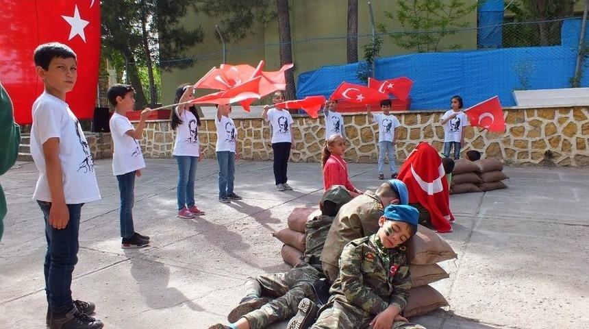 Savur Şehitleri İ&ccedil;in Anma