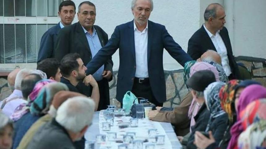 57 Mahallede Yaklaşık 45 Bin Kişi İle İftar Yapan Başkan Kamil Sara&ccedil;oğlu: Aynı Sofrada Birlikte K&uuml;tahya&rsquo;yız