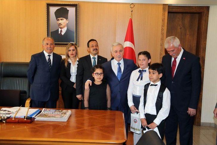 Uykusuzluktan Dert Yanan Minik Vali: "acilen Tekli Eğitime Geçilmeli" G5