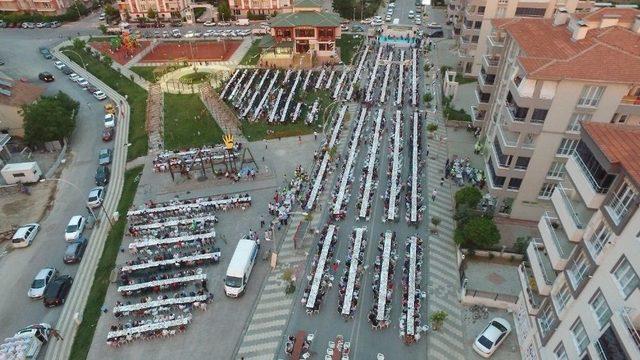 Yeşilyurt Belediyesi İftarda 6 Bin Kişiyi Ağırladı