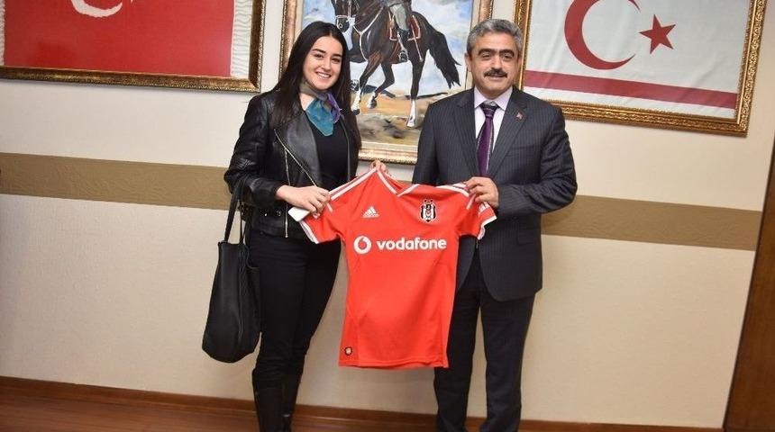 Ad&uuml; İibf &Ouml;ğrenci Toplulukları Başkan Alıcık&rsquo;ı Ziyaret Etti