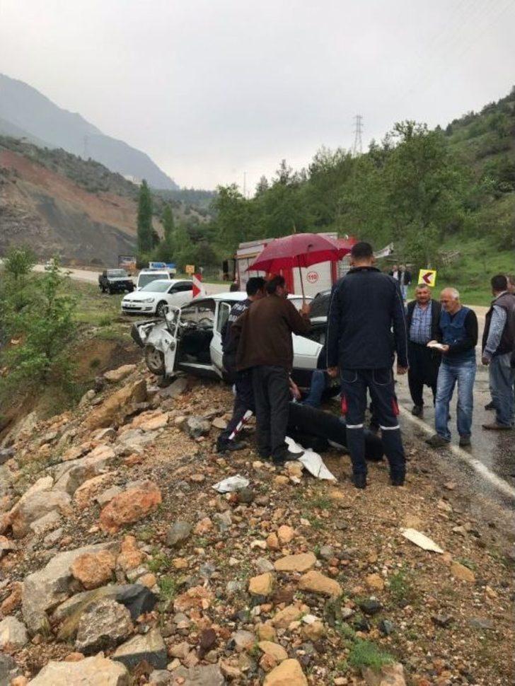 Adana’da Trafik Kazası: 2 Yaralı