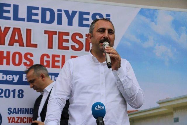 Adalet Bakanı Gül Sosyal Tesis Açılışına Katıldı
