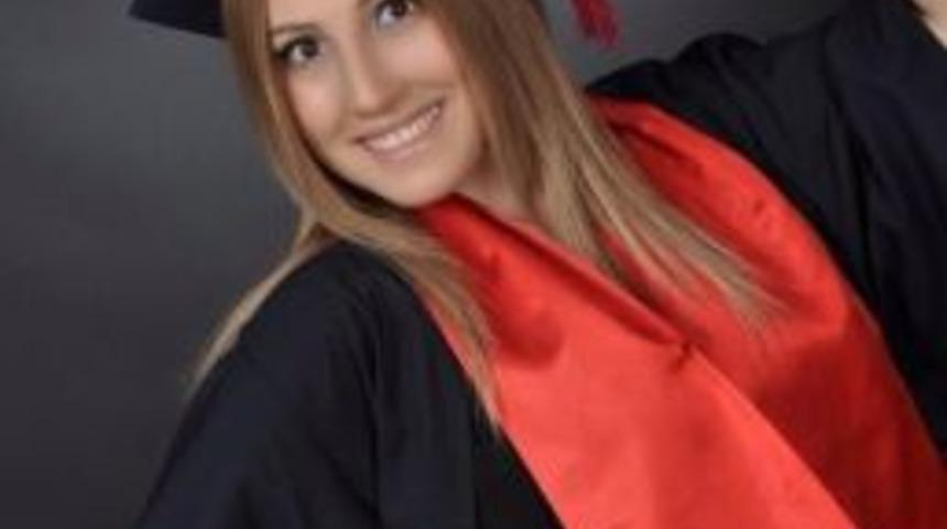 Sezaryen Doğumdan 7 Saat Sonra Hayatını Kaybetti