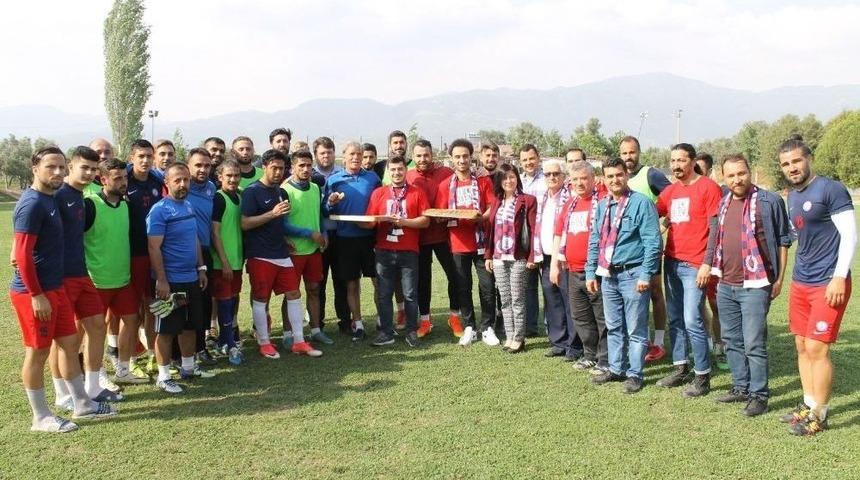 &Ouml;demiş&rsquo;te Şampiyonluk Hazırlığı