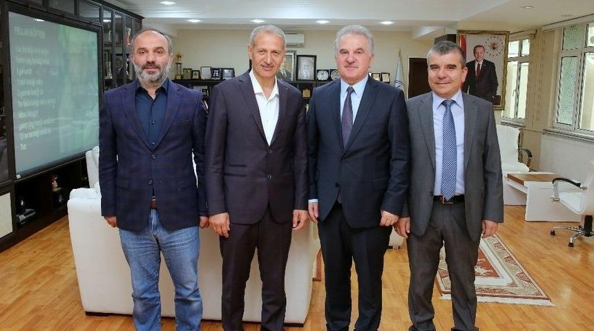 Prof. Dr. Muzaffer Elmas&rsquo;tan Başkan Dişli&rsquo;ye Ziyaret