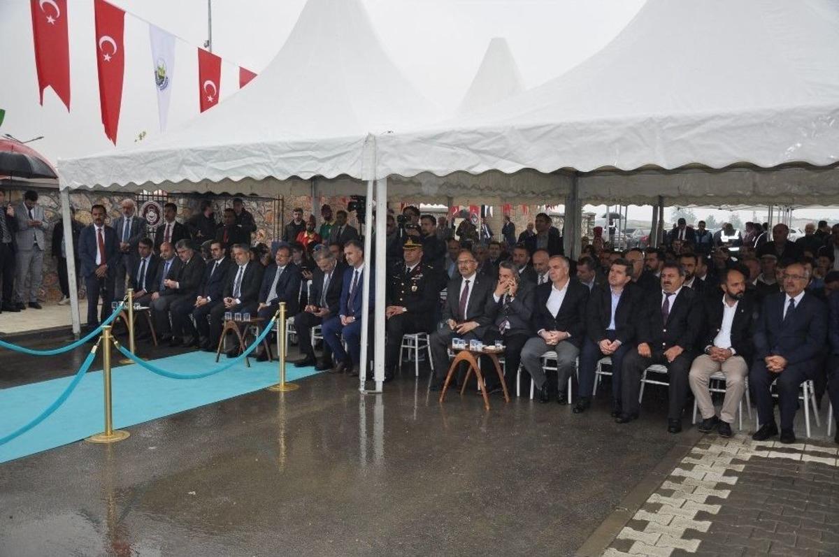 &Ccedil;avuşoğlu: &ldquo;24 Haziran&rsquo;dan Sonra T&uuml;rkiye İ&ccedil;in Yepyeni Pencereler A&ccedil;ılacak&rdquo;