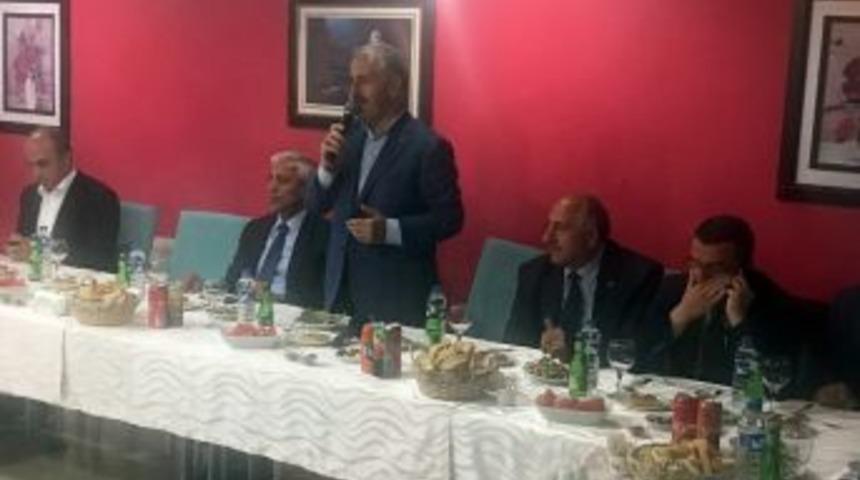 Bakan Arslan, Stk Temsilcileri İle İftar Yaptı