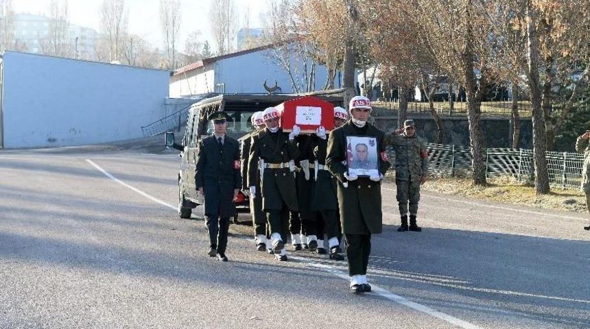 Erzurum&rsquo;da 21 G&uuml;nd&uuml;r Tedavisi S&uuml;ren Asker Şehit Oldu
