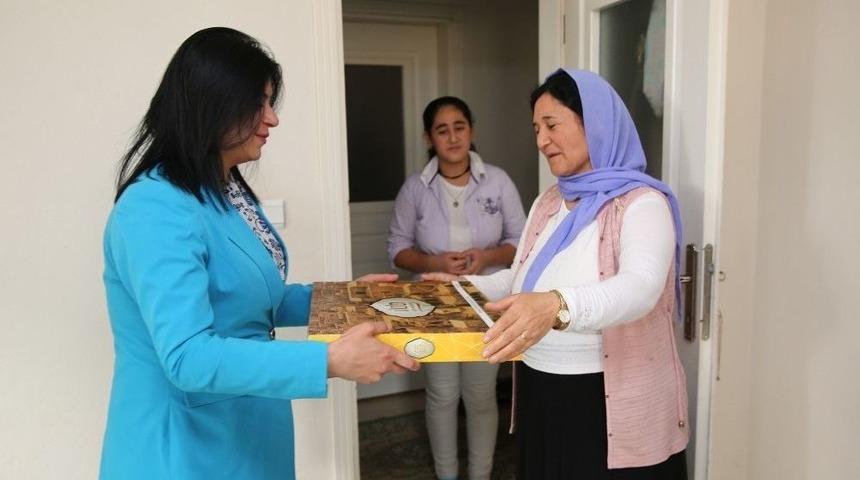 Ezidiler Bayramlarında Yalnız Kalmadı