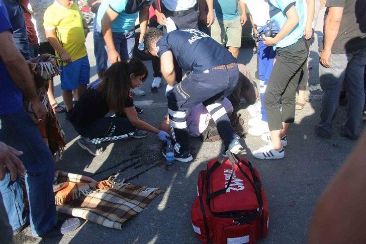 Kuşadası’nda Otomobil Yayaya Çarptı; 1 Yaralı G3