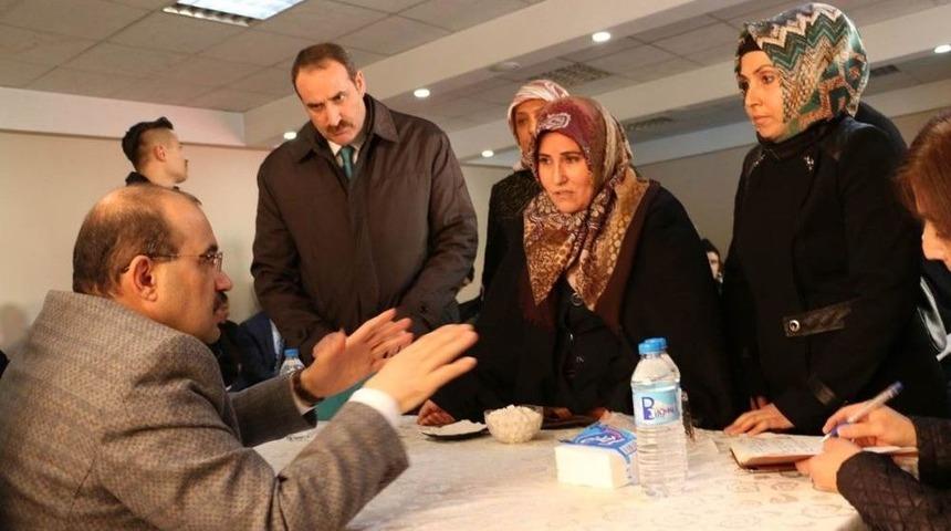 Vali Ustaoğlu, Mahalle Sakinleriyle Bir Araya Geldi