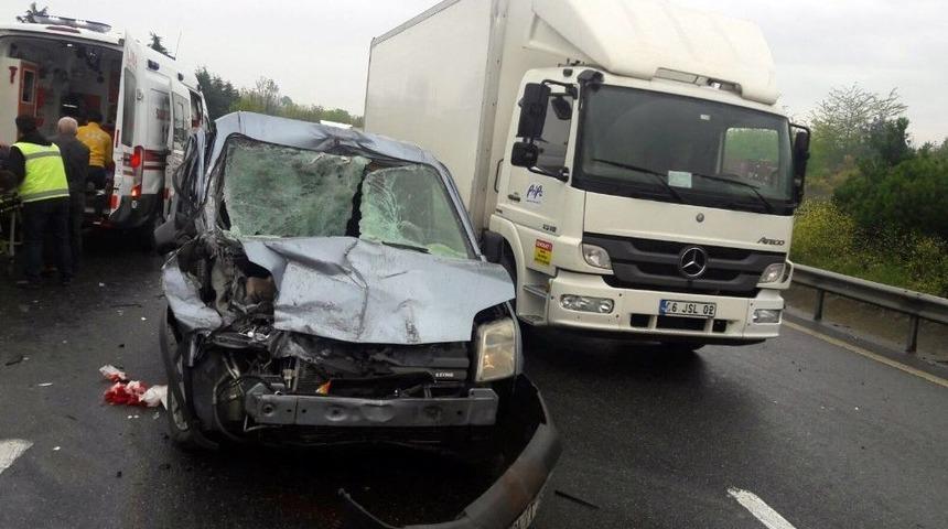 D&uuml;zce Tem Otoyolunda Kaza: 1 &Ouml;l&uuml;