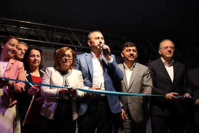 Adalet Bakanı Gül : “ Ak Parti’nin Alternatifi Yok”