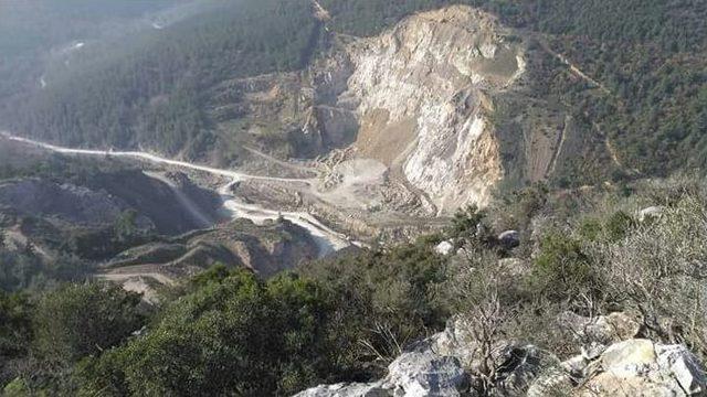 Mhp’li Meclis Üyesinden Taş Ocağı İsyanı