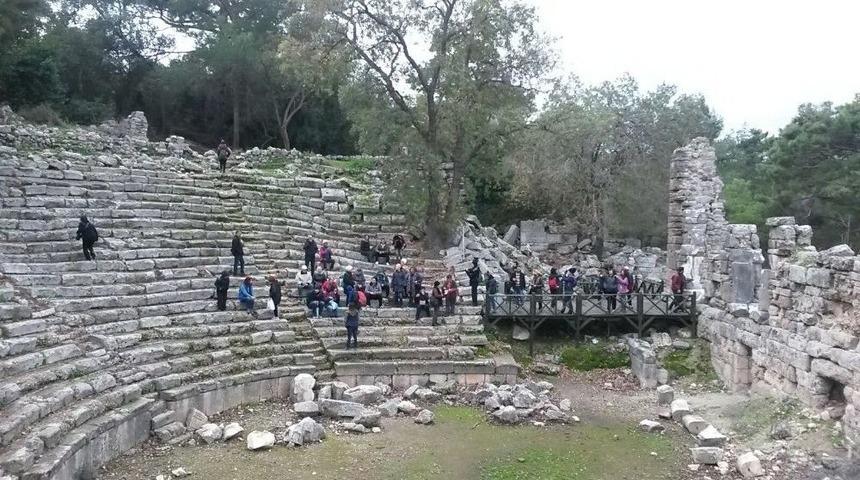 Konyaaltı Belediyesi&rsquo;nden &lsquo;antik&rsquo; Gezi