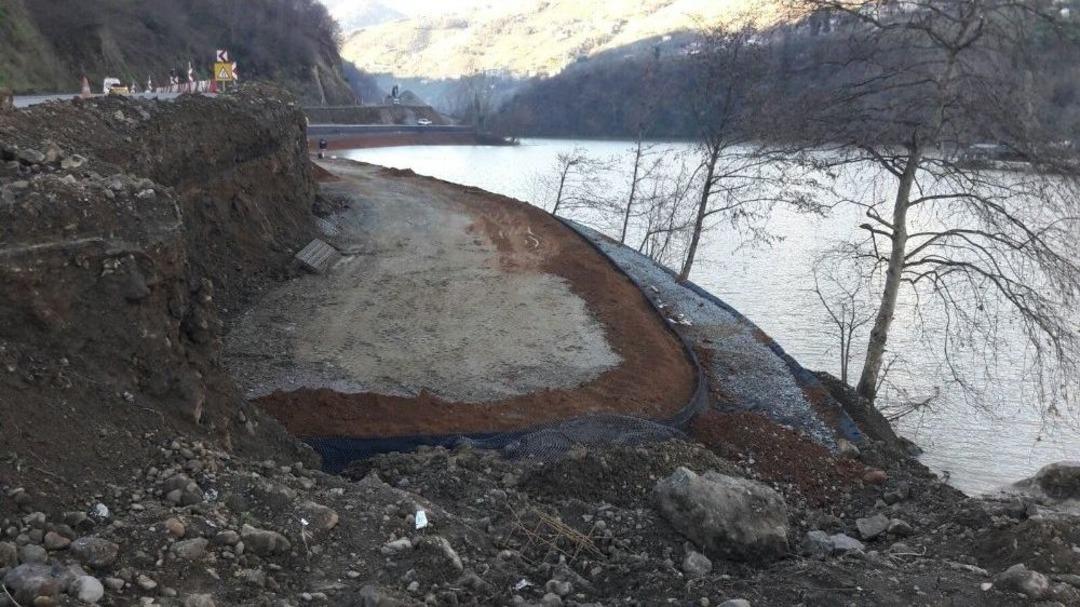 Sera G&ouml;l&uuml;&rsquo;nde Tepkilere Neden Olan Beton Duvarın Yıkılmasının Ardından Yeni Proje İle İlgili &Ccedil;alışmalara Başlandı