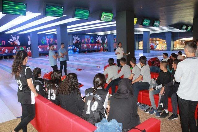 Adıyaman’da Bowling İl Birinciliği Müsabakaları Başladı