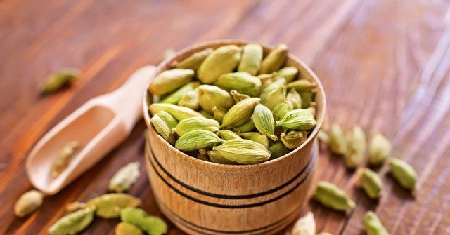 27-Aromatic-Facts-Of-The-Aphrodisiac-Spice-Cardamom