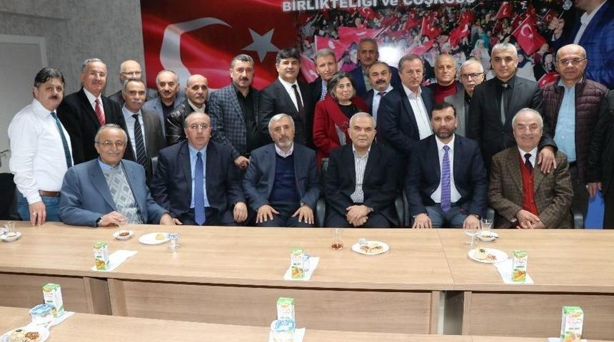 Sarıcaoğlu: &ldquo;istişareye &Ouml;nem Veriyoruz&rdquo;