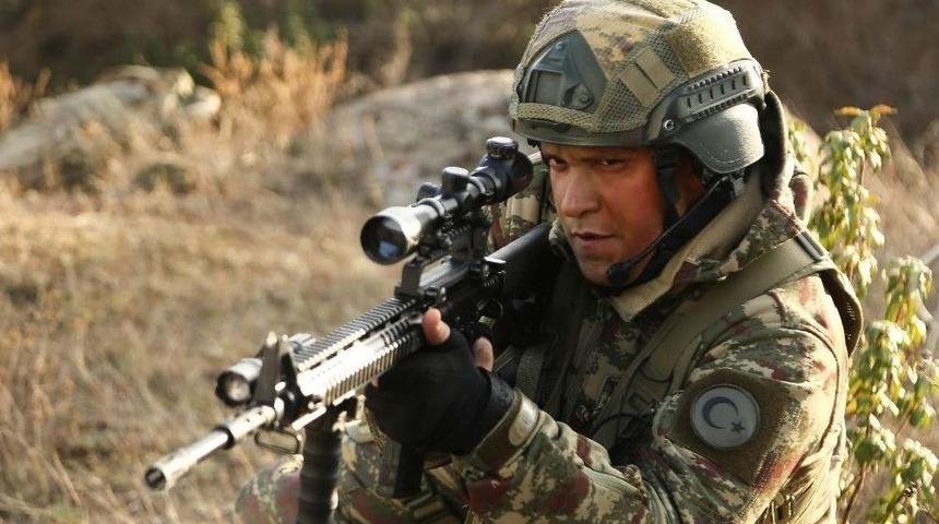 Oyuncu Uğur Bi&ccedil;er; &lsquo;bazı Sahneler Bizi De Etkiliyor&rsquo;