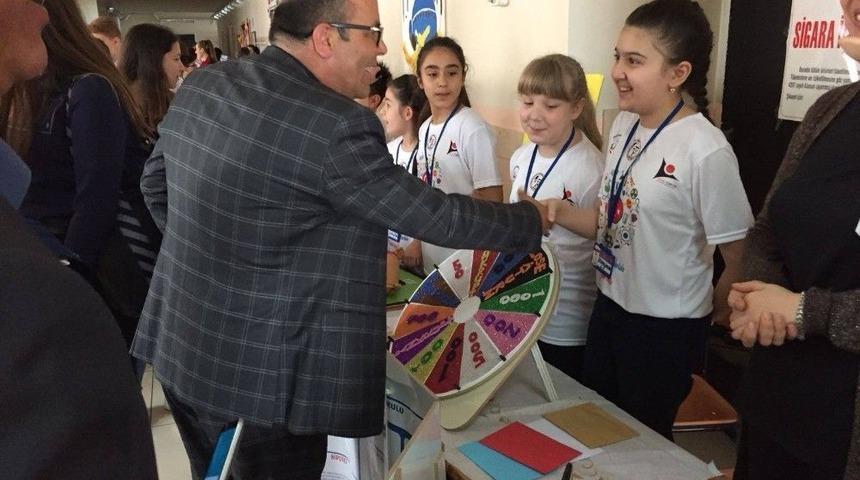 Gazi Mustafa Kemal Ortaokulu&rsquo;nda T&uuml;bitak 4006 Bilim Fuarı A&ccedil;ıldı