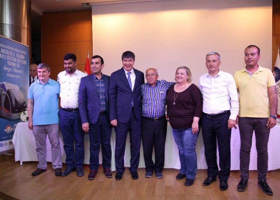 Antalya&rsquo;da 25 Kilometrelik 3. Etap Raylı Sistem İ&ccedil;in İmzalar Atıldı