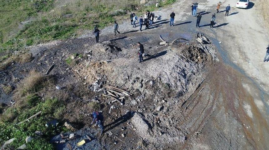 Tuzla&rsquo;da Ka&ccedil;ak Kimyasal Madde D&ouml;k&uuml;len Alan Havadan G&ouml;r&uuml;nt&uuml;lendi