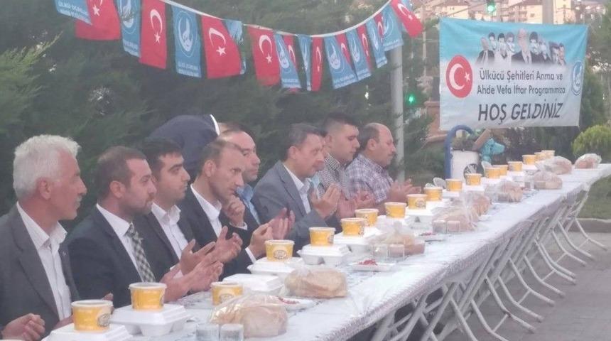 Ülkücüler İftarda Buluştu