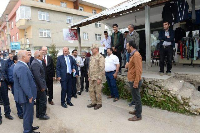 Vali Azizoğlu İlçe Ziyaretlerini Sürdürüyor