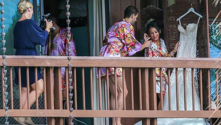 Janel Parrish evlendi! Düğünden önce üstsüz yakalandılar G1