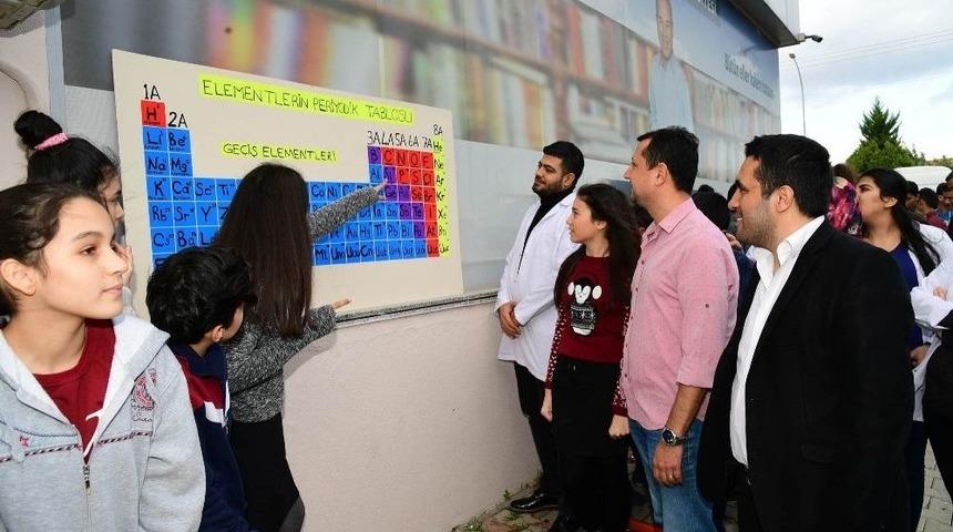 B&uuml;y&uuml;kşehir Eğitim Merkezleri Gen&ccedil;liğe Bilimi Sevdiriyor