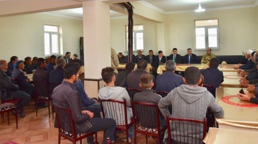 Vali Elban, Eleşkirt&rsquo;te İftar Programına Katıldı