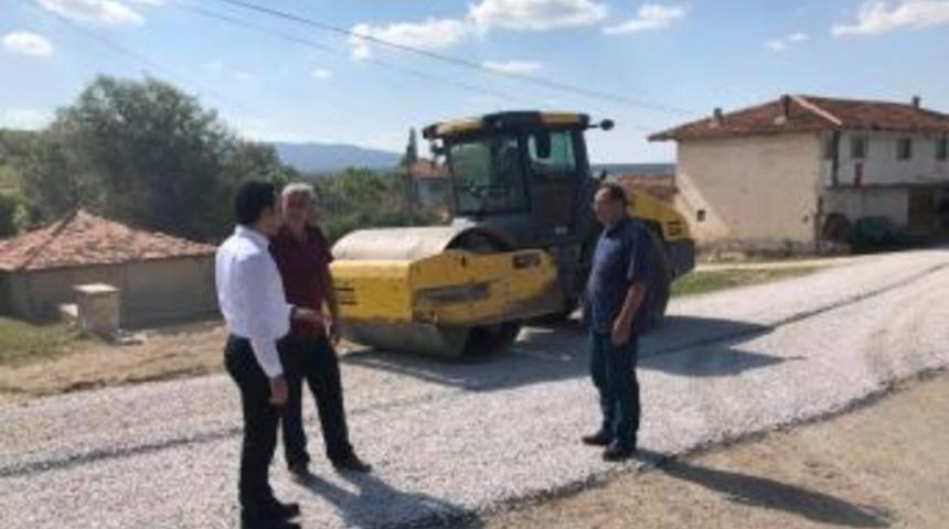 Altıntaş&rsquo;ta K&ouml;y Yolu &Ccedil;alışmaları