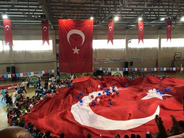 Ayvalık&rsquo;ta Geleneksel &Ccedil;ocuk Oyunları Şenliği 1