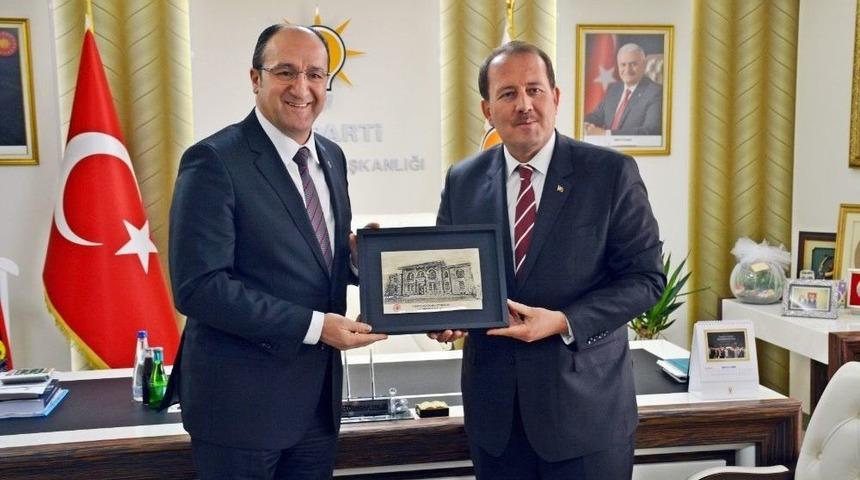 Karacan&rsquo;dan Ak Parti İl Başkanlığı&rsquo;na Ziyaret