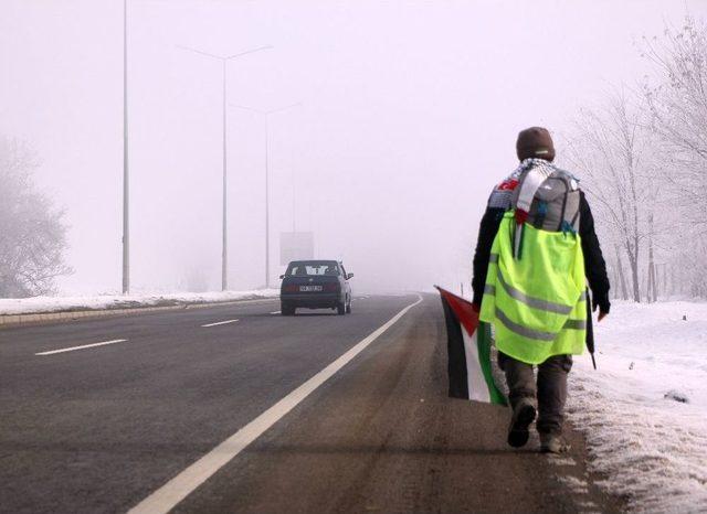 Filistin’deki Zulme Karşı Yürüyüş Başlattı