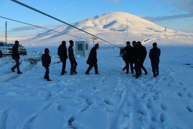 Çaldıran Kayak Merkezine Kavuştu