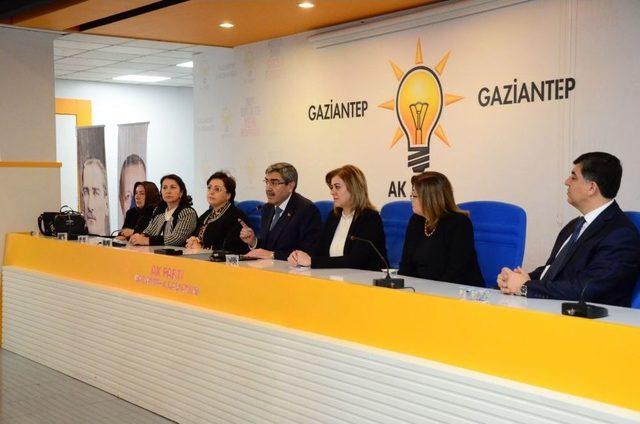 Ak Parti Gaziantep İl Kadın Kolları Başkanı Feray Yılmaz Oldu