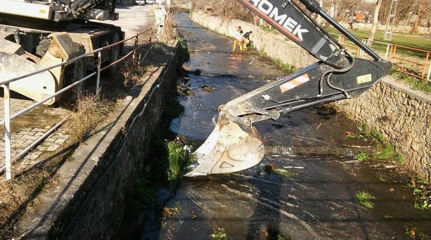 Bilecik Belediyesi&rsquo;nden Dalakdere&rsquo;de Kapsamlı Temizlik &Ccedil;alışması